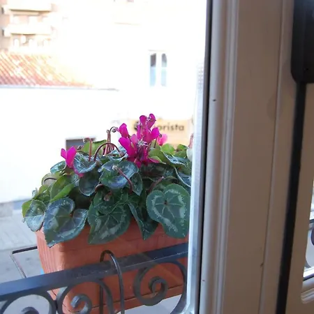 Konukevi Casa Satta 1925 Olbia