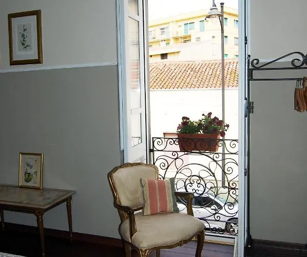 Casa Satta 1925 Pensionat Olbia